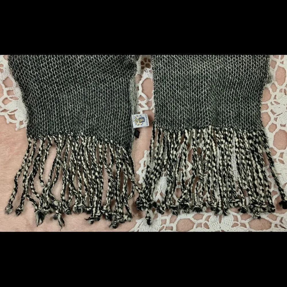 Portolano 100% Cashmere Fringe Grey Scarf‎